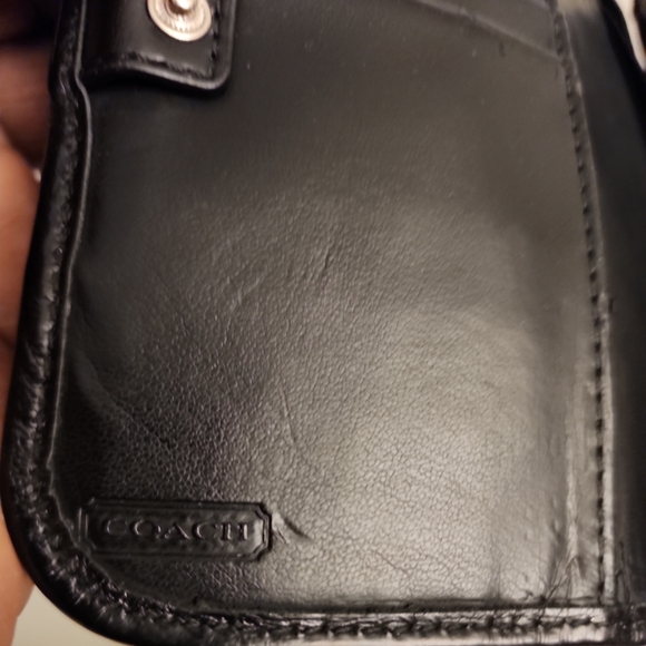 Coach CC Logo Wallet - Picture 6 of 9
